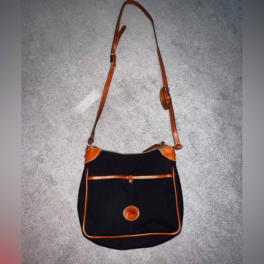 Dooney And Bourke Crossbody